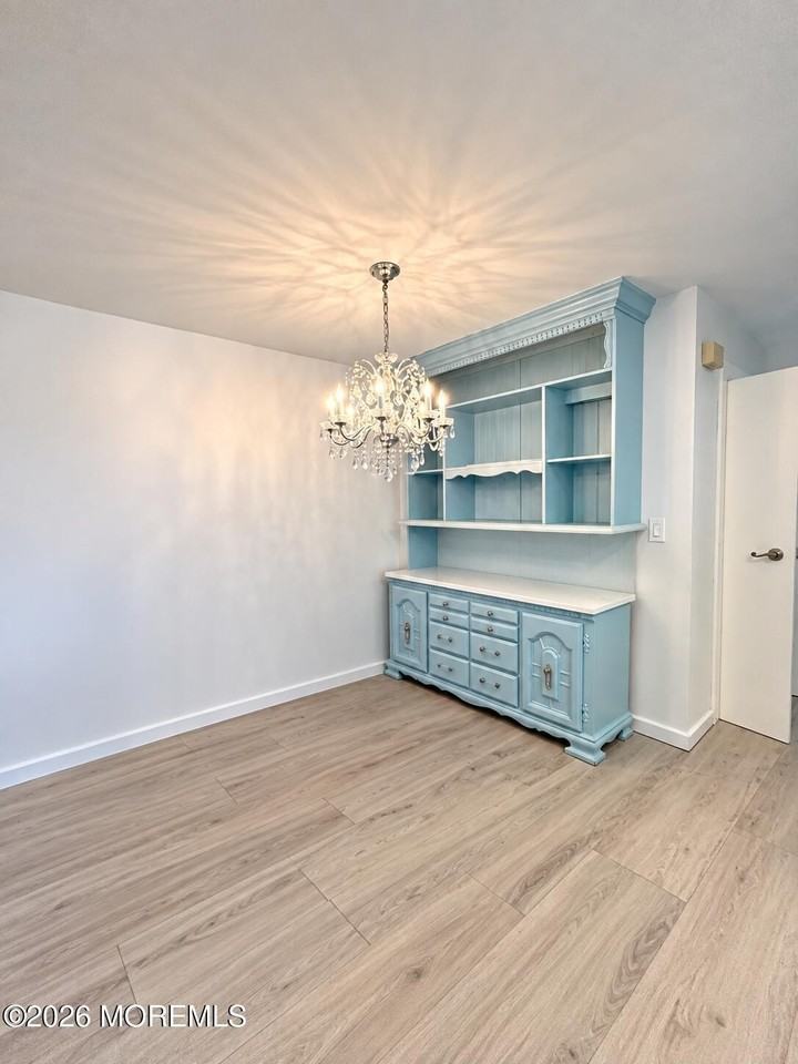 21 Wharfside Dr - Photo 4 of 9