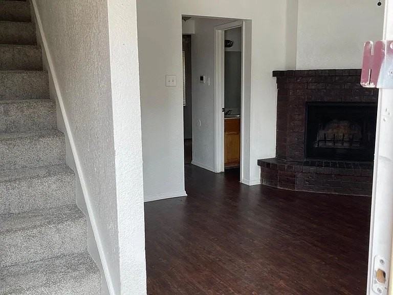 3072 W Sycamore Cir #3072 - Photo 3 of 15