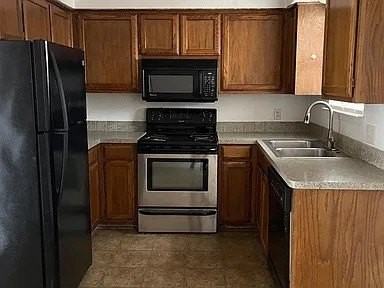 3072 W Sycamore Cir #3072 - Photo 6 of 15