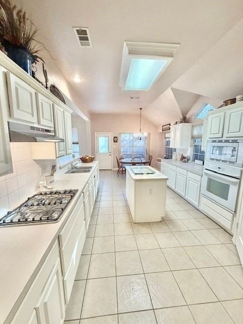 2508 Kariba Ln - Photo 7 of 20
