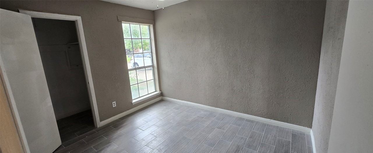1702 Pisces St - Photo 5 of 16