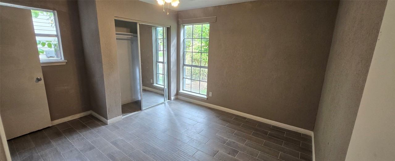 1702 Pisces St - Photo 6 of 16