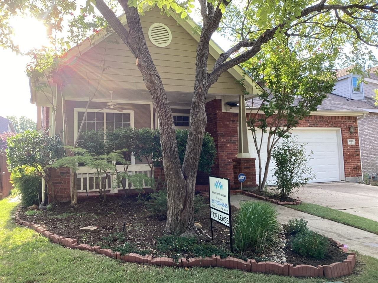 9120 Rose Ct - Photo 2 of 32