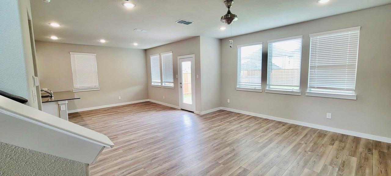 2533 Gaulding St - Photo 3 of 21