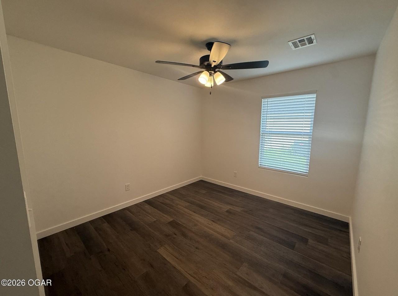 922 Caitlan Dr - Photo 4 of 13