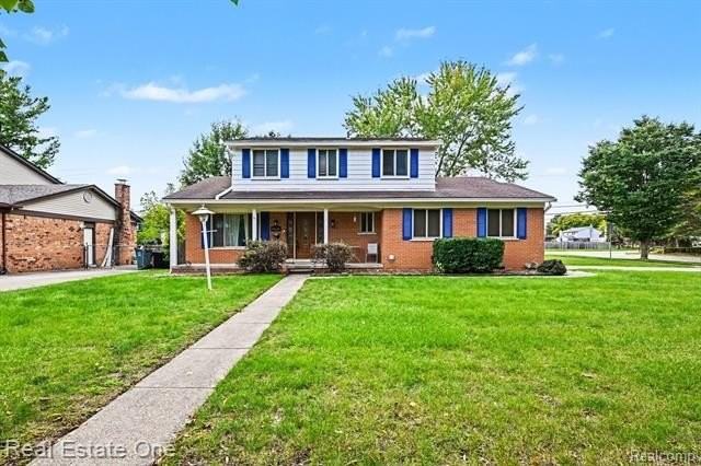 2320 Greensboro Dr - Photo 2 of 40