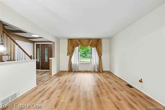 2320 Greensboro Dr - Photo 7 of 40
