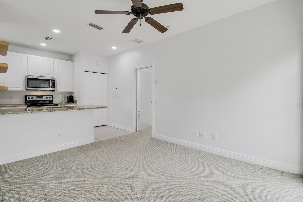 4014 Community Dr #1 - Photo 5 of 21