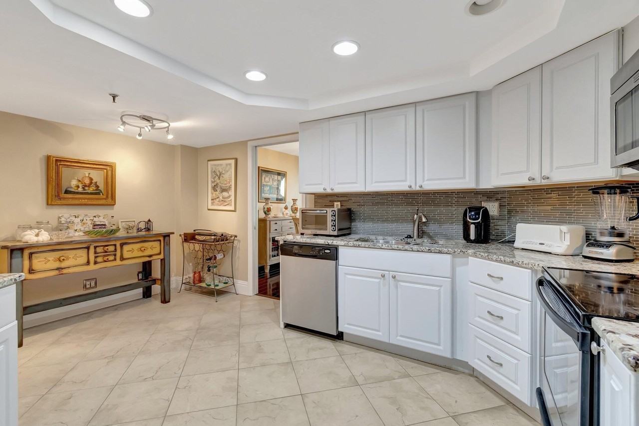 6372 La Costa Dr #504 - Photo 6 of 46