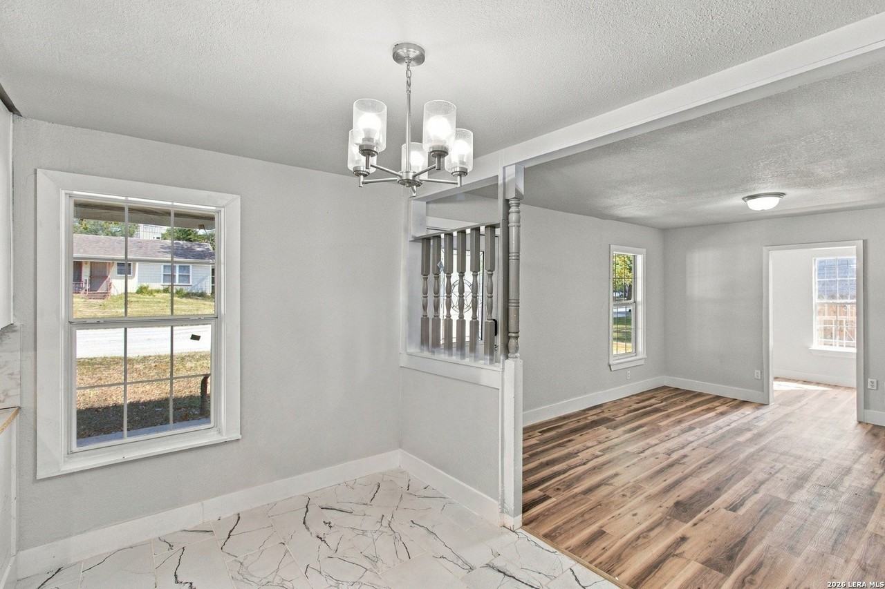 302 Mcdougal Ave #1 - Photo 7 of 23