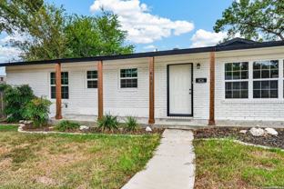 426 Redcliff Dr - Photo 1 of 1