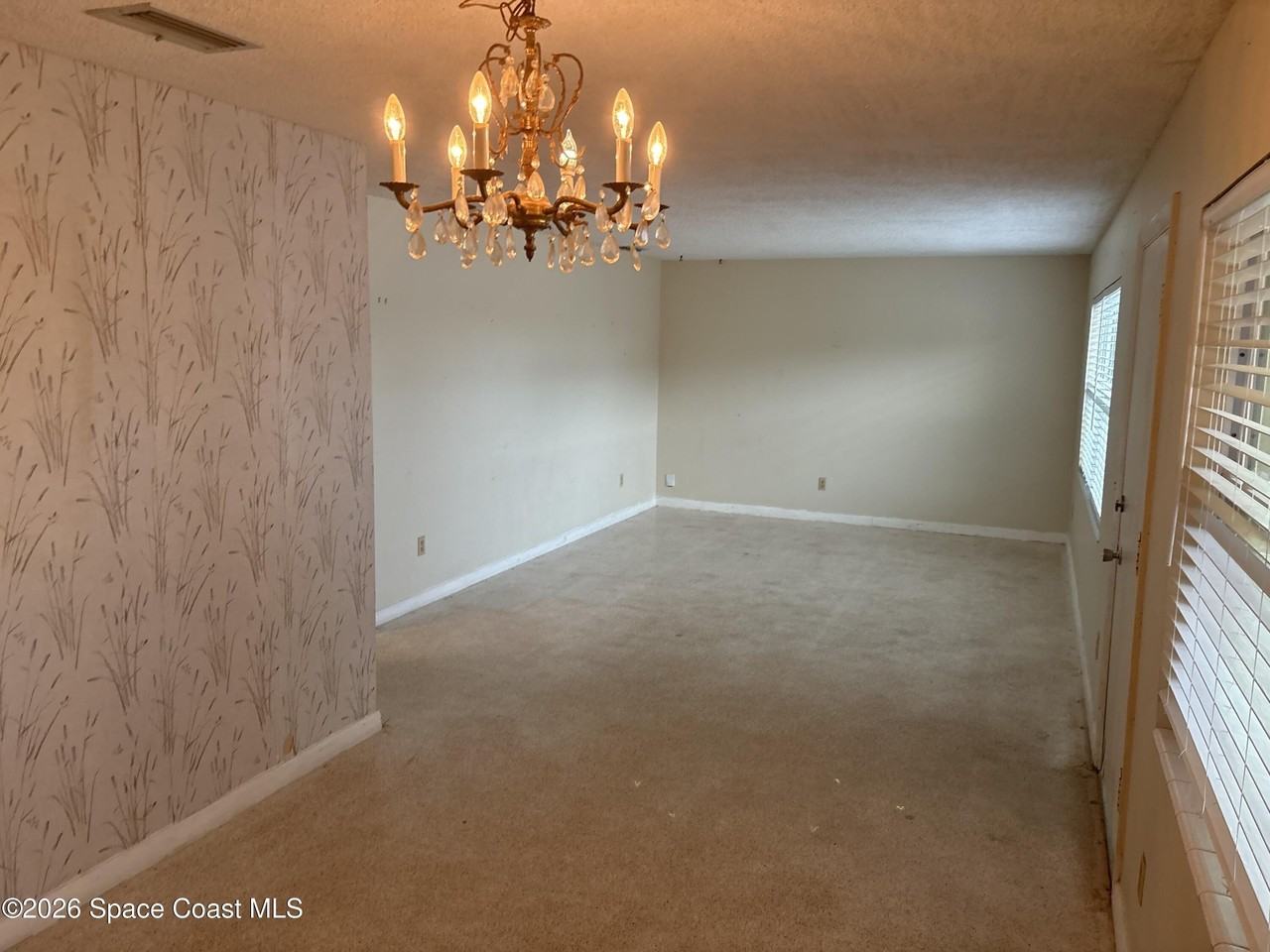 1570 Tuna St - Photo 7 of 18