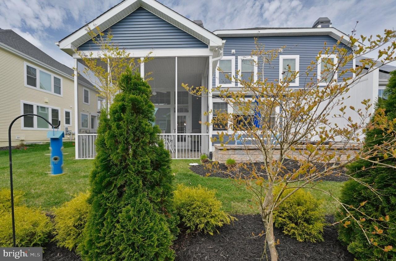 19059 Charlottetown Way - Photo 2 of 28