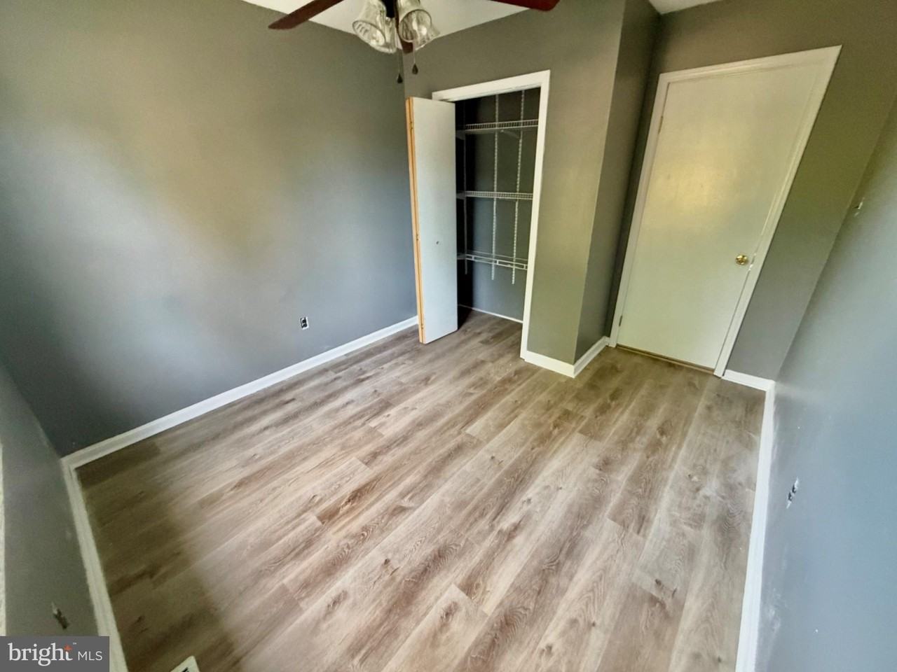 521 Almonesson Rd - Photo 5 of 9