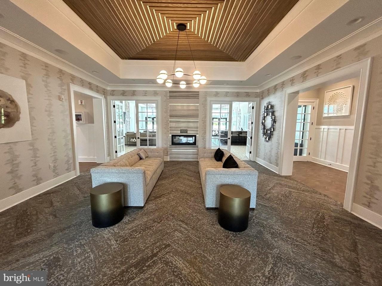 328 Cora Bergen Blvd - Photo 4 of 42