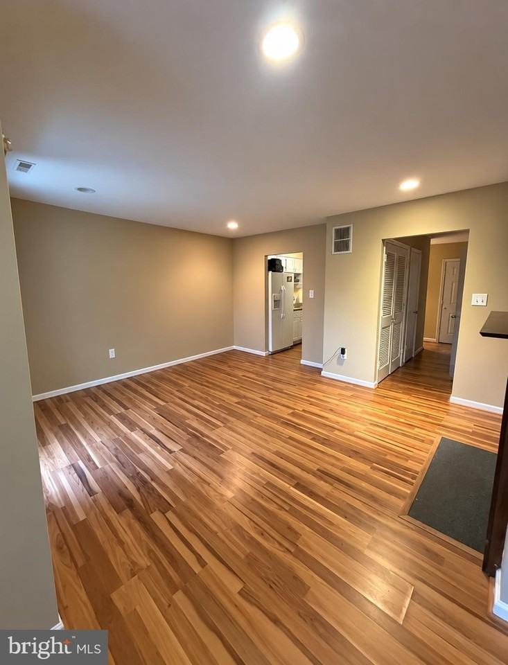 3760B Madison Ln #3760B - Photo 3 of 10