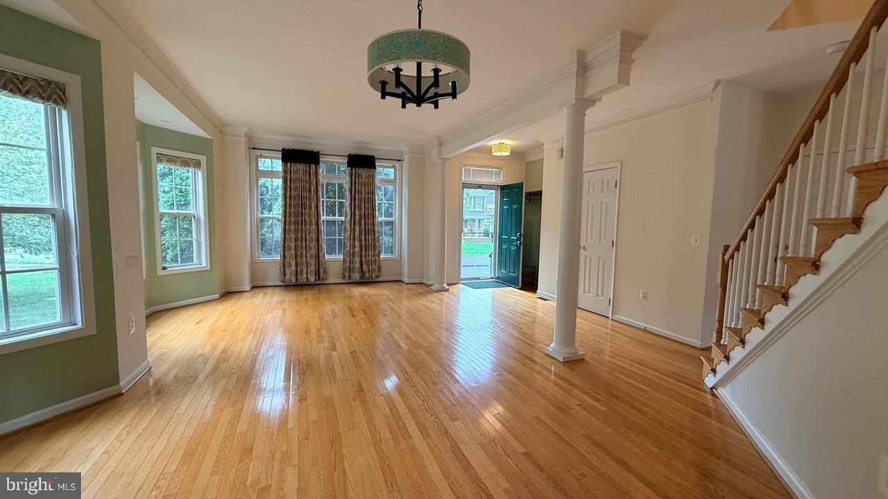 8236 2nd Ave - Photo 5 of 49