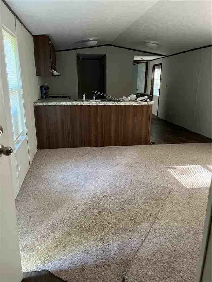 120 Starcraft Dr - Photo 3 of 13