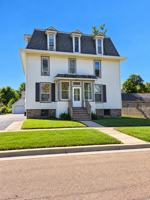 featured image of 330 W Sycamore St ##1e