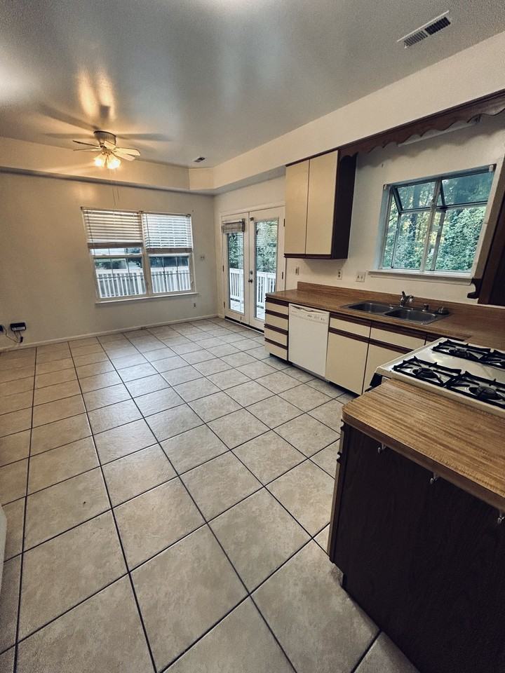 45808 Meadowlark Dr #1 - Photo 6 of 18