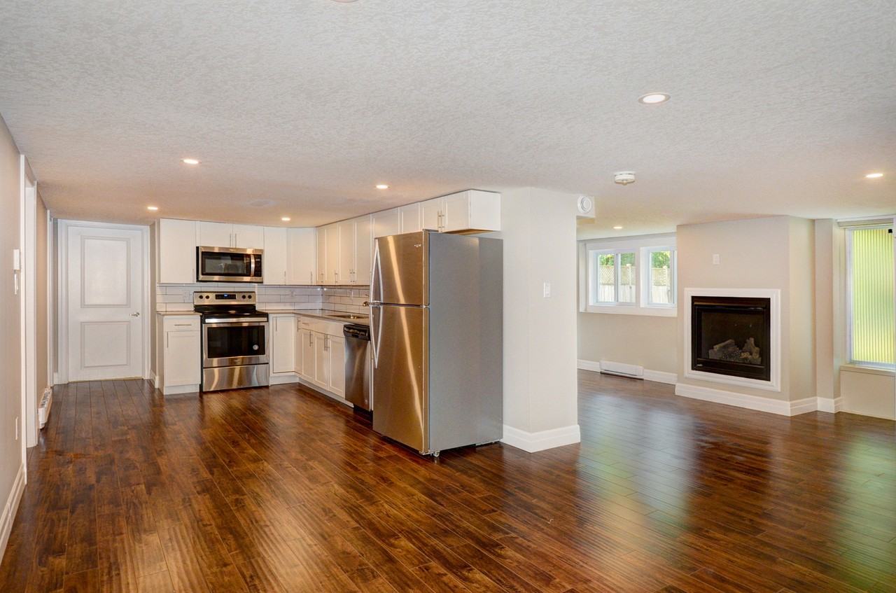 57 Graystone Avenue #2 - Photo 4 of 23