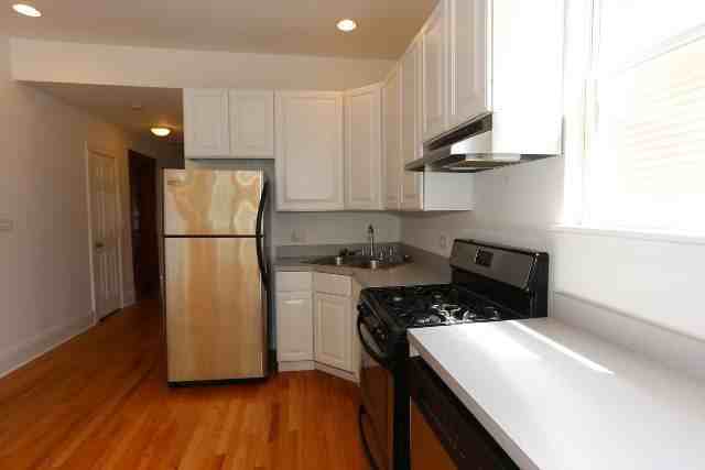 3446 N Bell Ave #2 - Photo 3 of 20