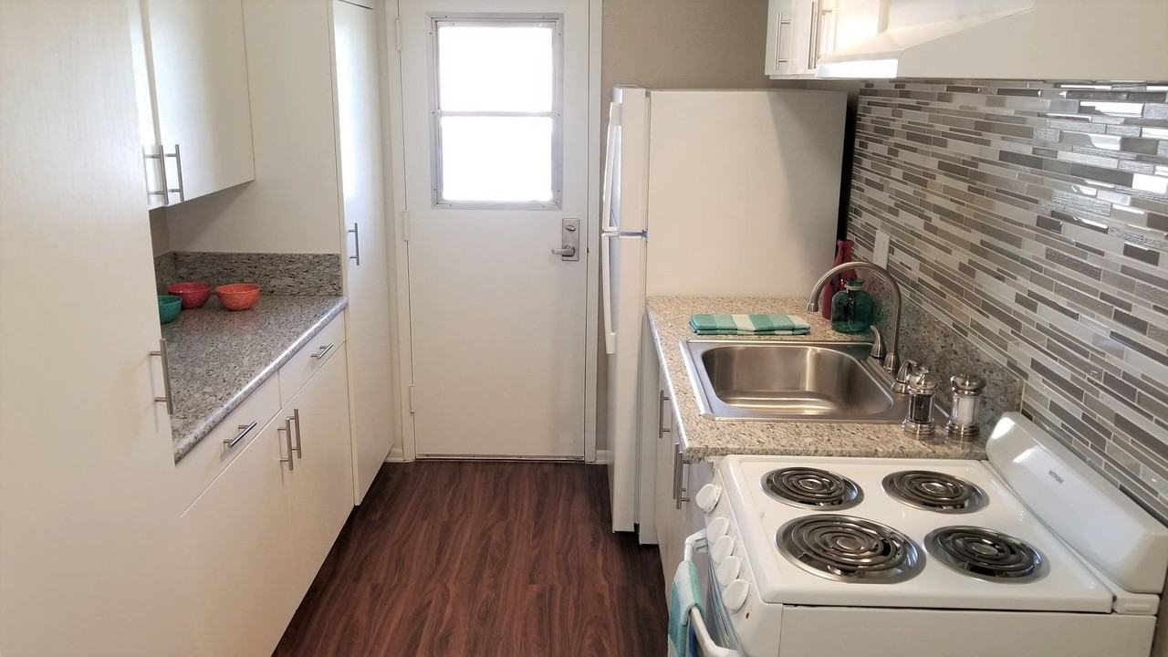 Cypress Senior Apartments - Photo 7 of 8