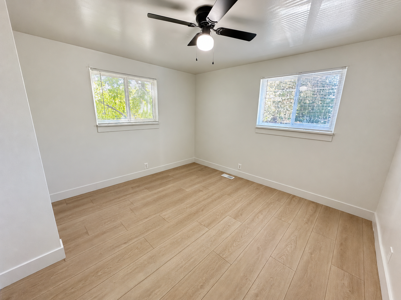 1340 S 200 E #4 - Photo 6 of 12
