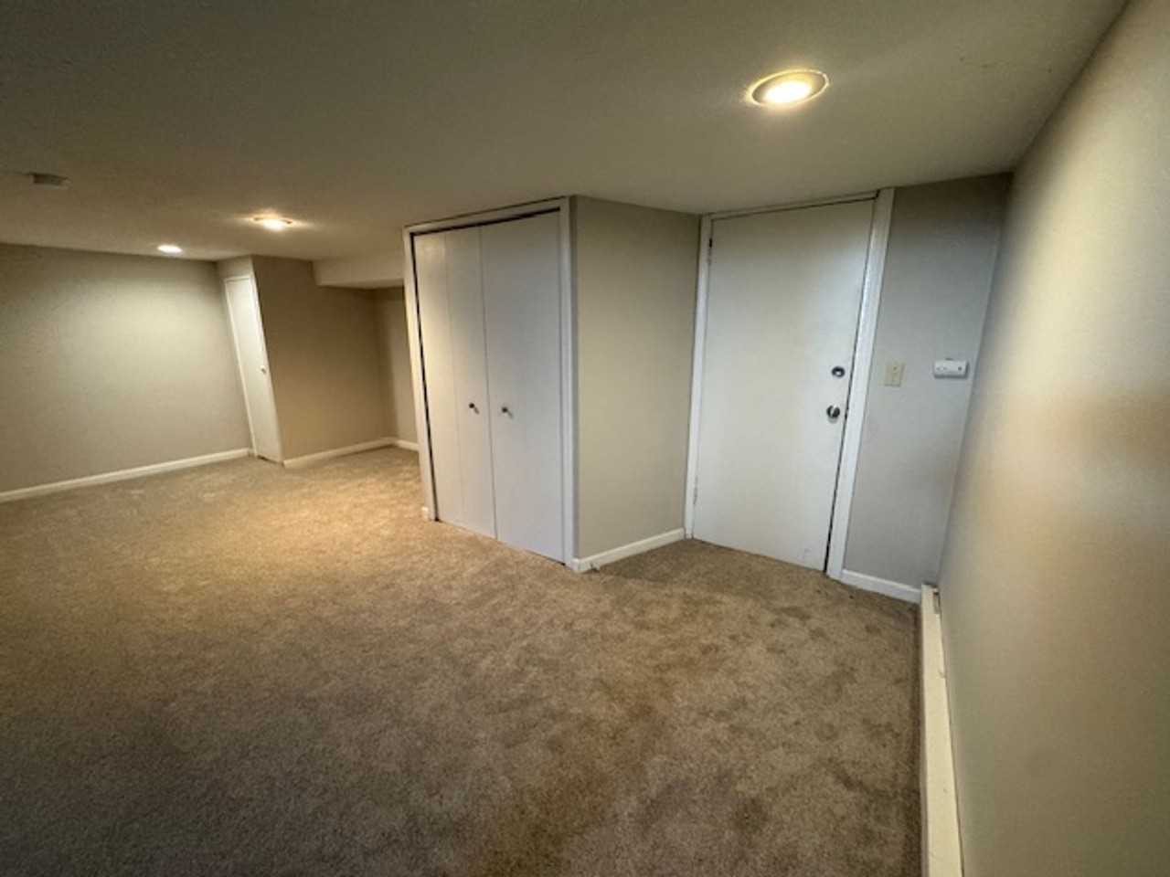704 Robinwood Ln - Photo 7 of 12