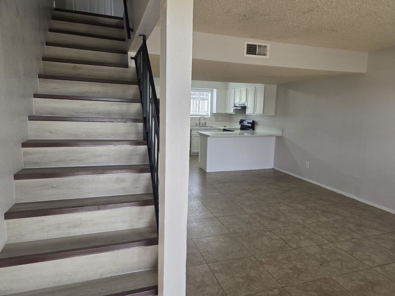 3505 Rio Robles Unit C - Photo 3 of 13