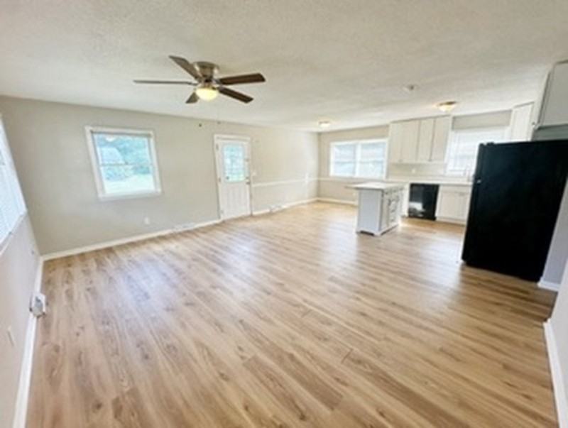 1200 Highland Ave - Photo 2 of 17