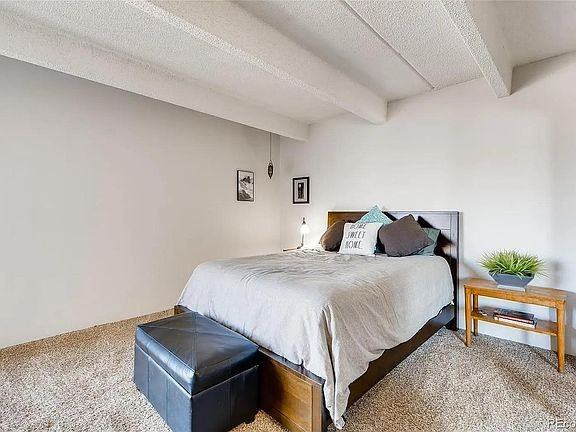 1433 North Williams Street #805 - Photo 5 of 11