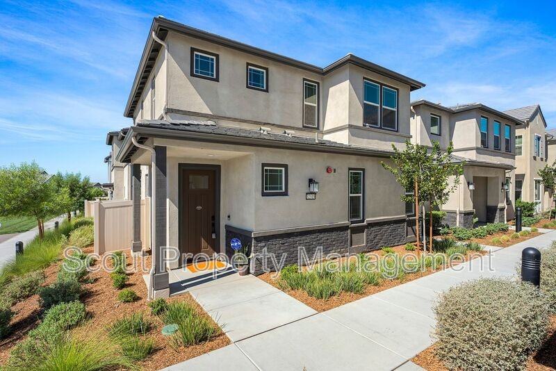 32519 Brunello Way - Photo 2 of 50