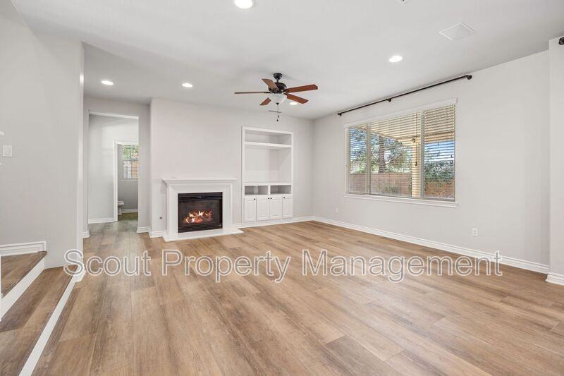 27467 Lock Haven Ct - Photo 6 of 44