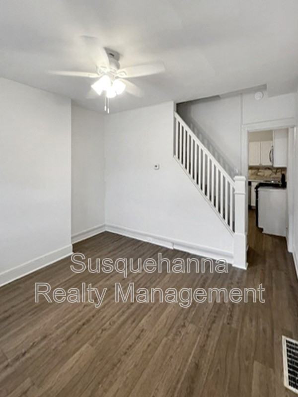 312 E Liberty St - Photo 7 of 15