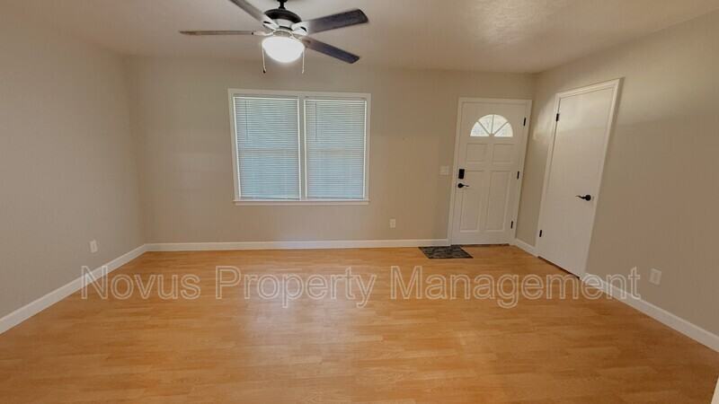611 Mitchell Ave - Photo 4 of 17