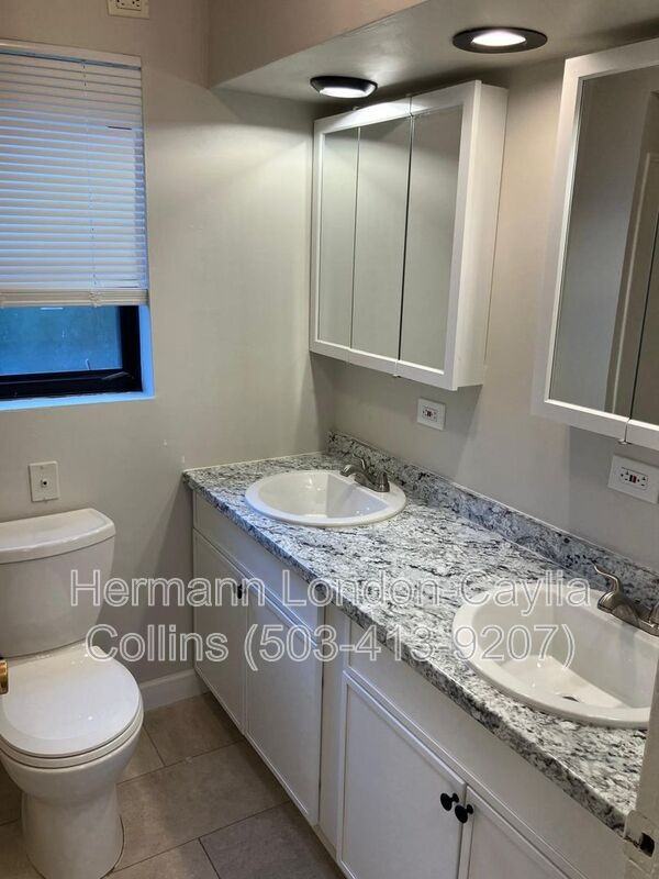 5229 Fletcher St - Photo 7 of 16