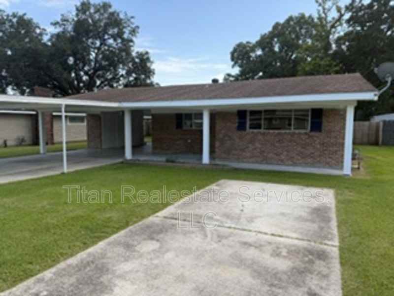 306 Bahon St