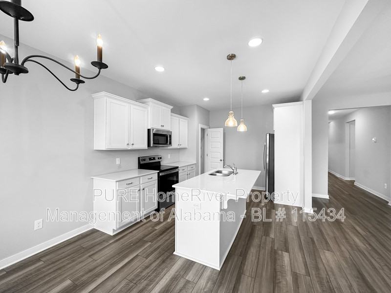215 John Harold Dr - Photo 4 of 18