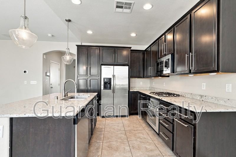 5582 Grinding Rock Way - Photo 3 of 25