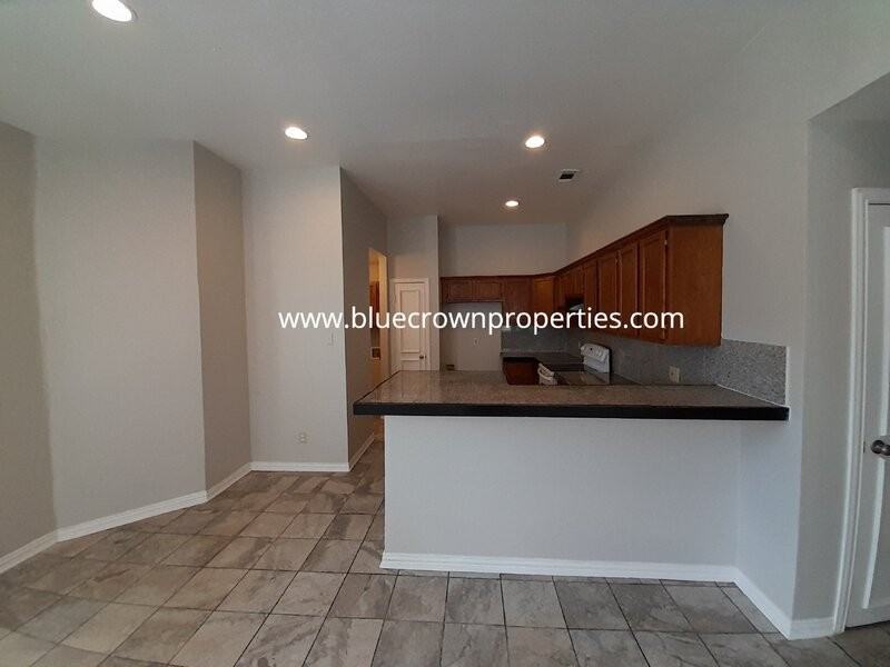12111 Quail Dr - Photo 5 of 26