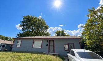 featured image of 208 W 65th Pl N