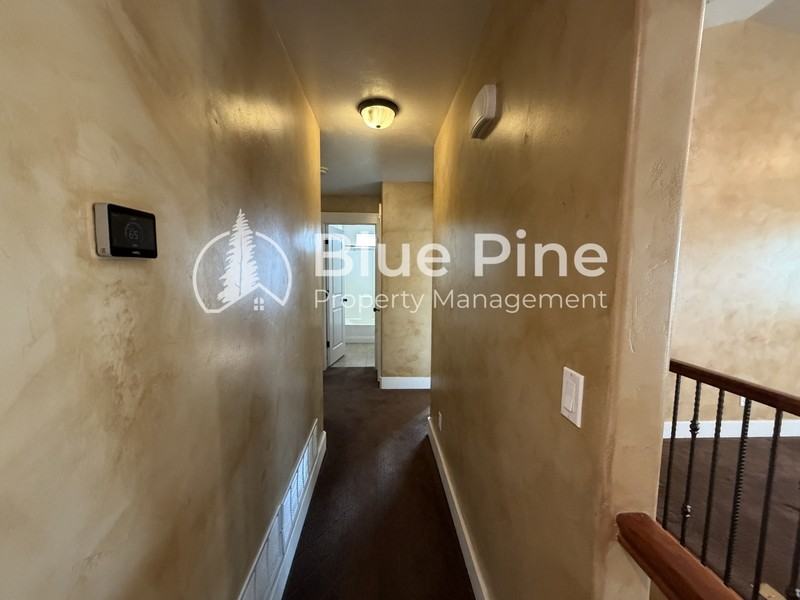 3930 E Vision Dr - Photo 5 of 19