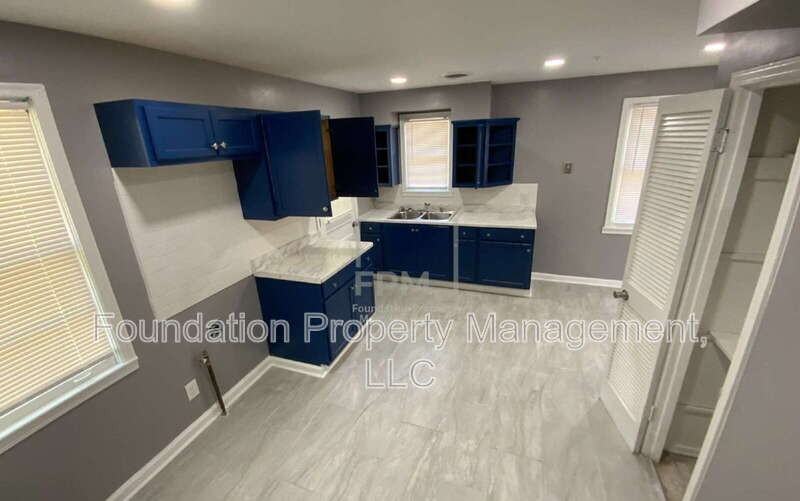 1470 Ball Rd - Photo 3 of 9