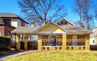 featured image of 895 N Avalon St