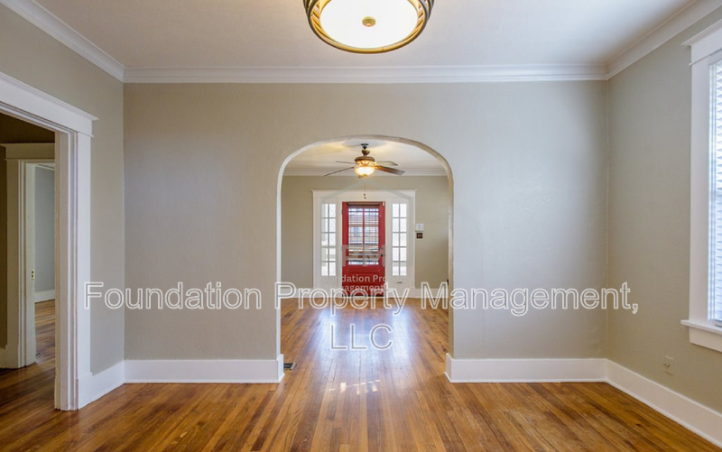 895 N Avalon St - Photo 7 of 21
