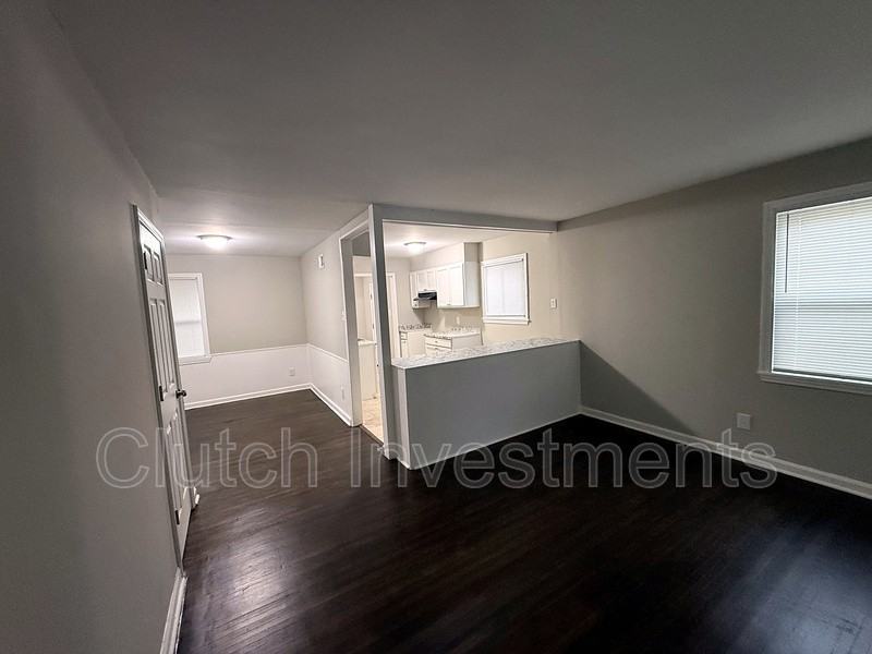 4107 Reed Ave - Photo 2 of 11