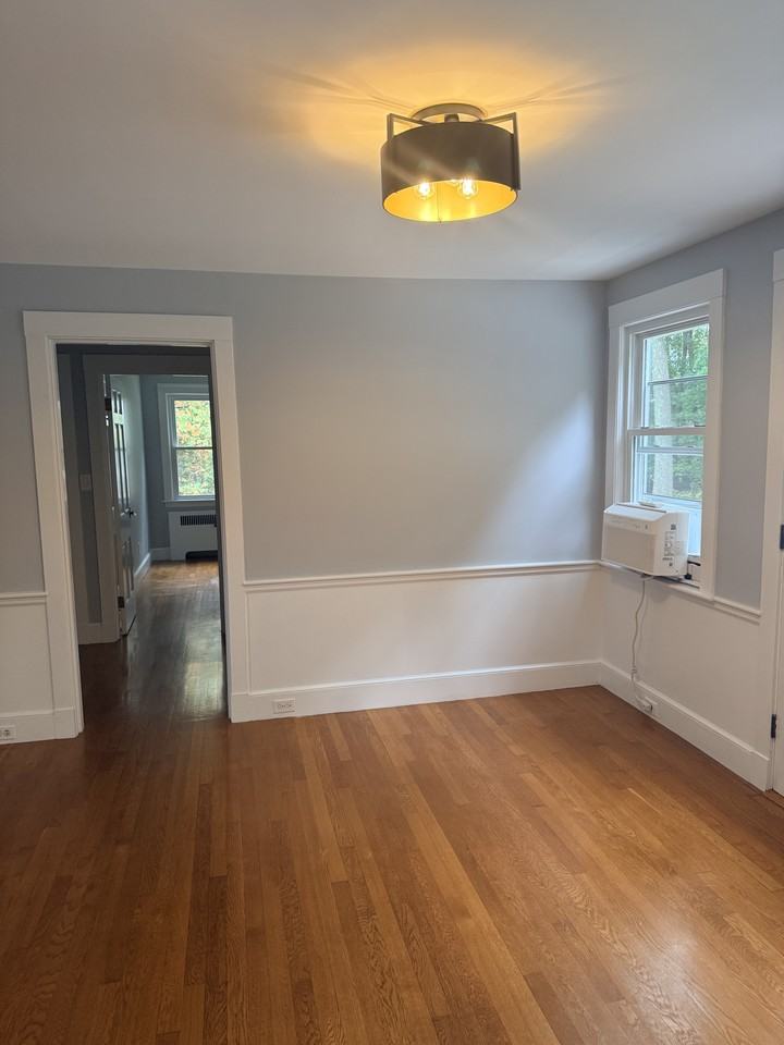205 Speen St - Photo 3 of 33