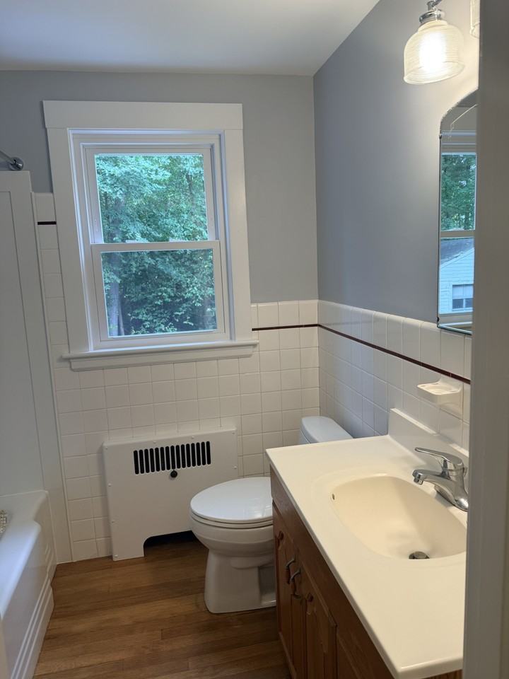 205 Speen St - Photo 7 of 33