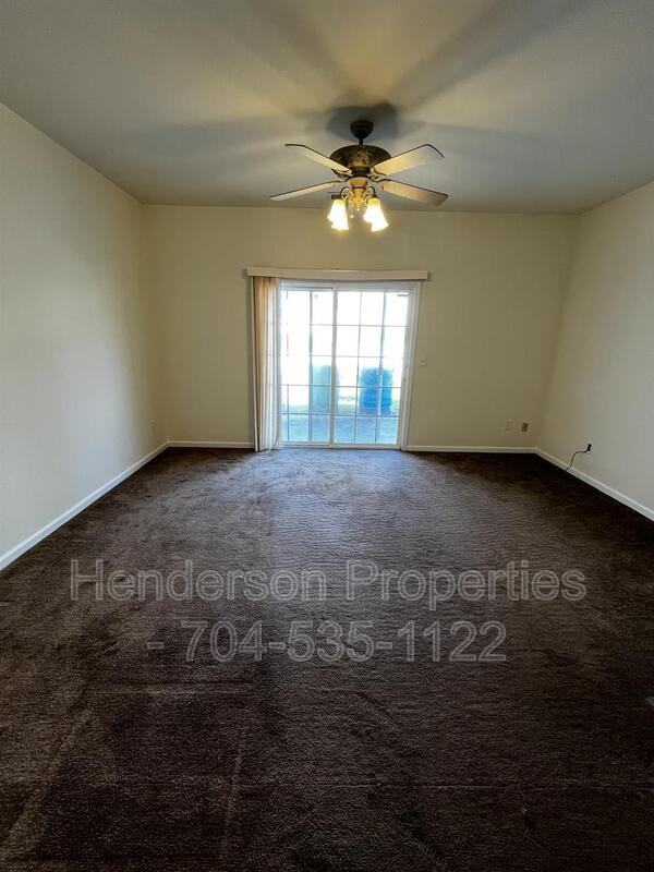 10452 Stokeshill Ct - Photo 6 of 13